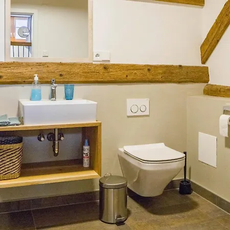 2 Apartment *