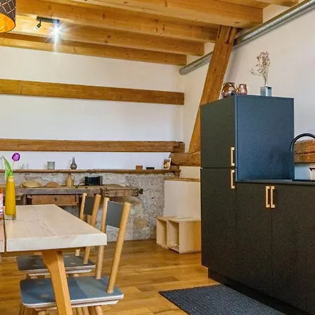 2 Apartment *